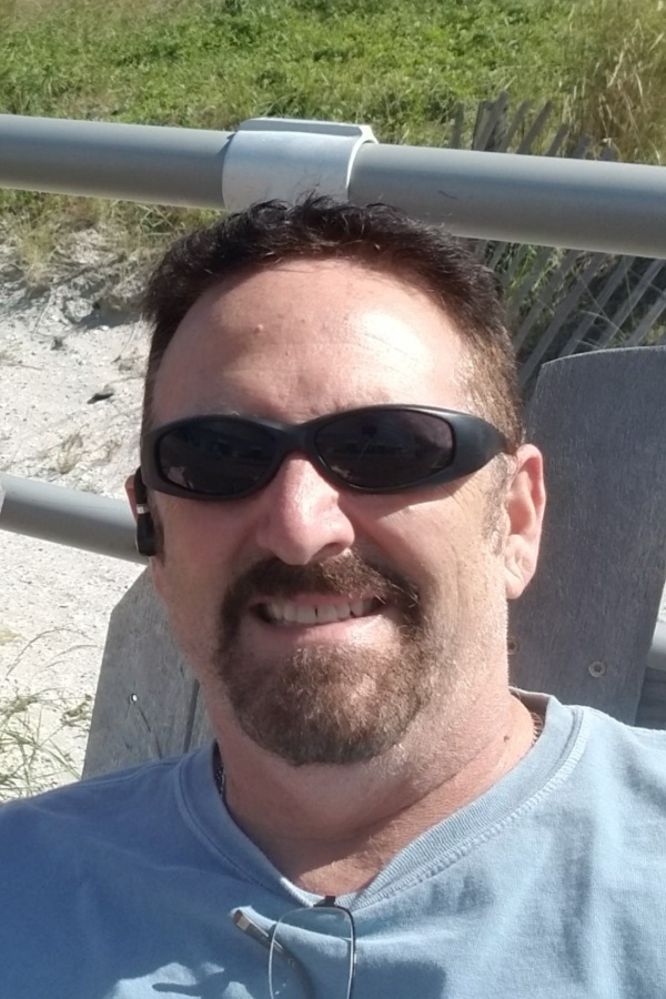 Cruise Brothers Travel Agent Edwin \"Ed\" Hersh